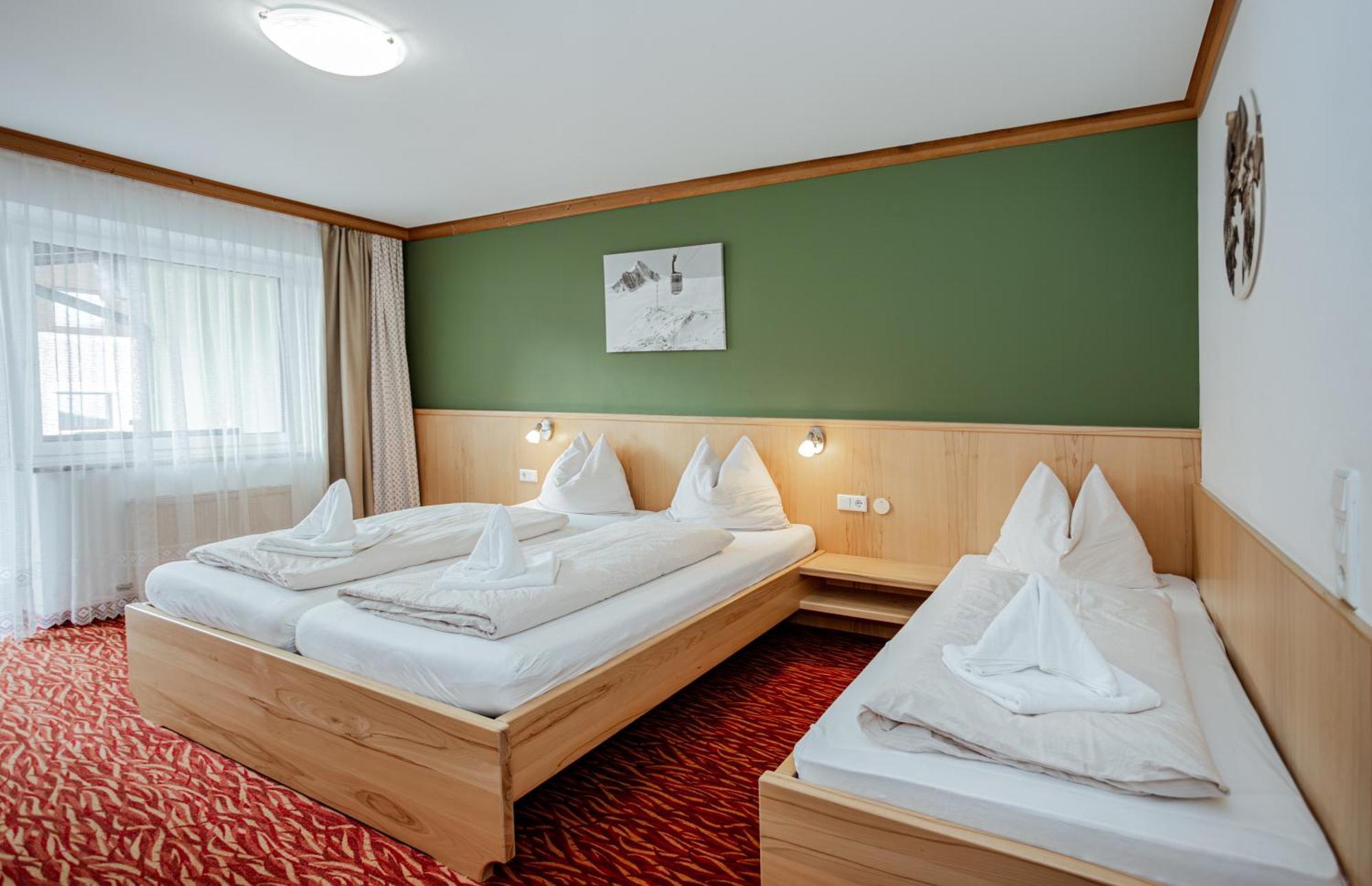 Eschenhof Bed & Breakfast Kaprun Room photo